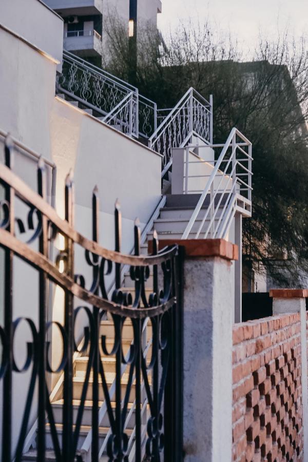 Apartments Mehmeti Vlore Exterior photo
