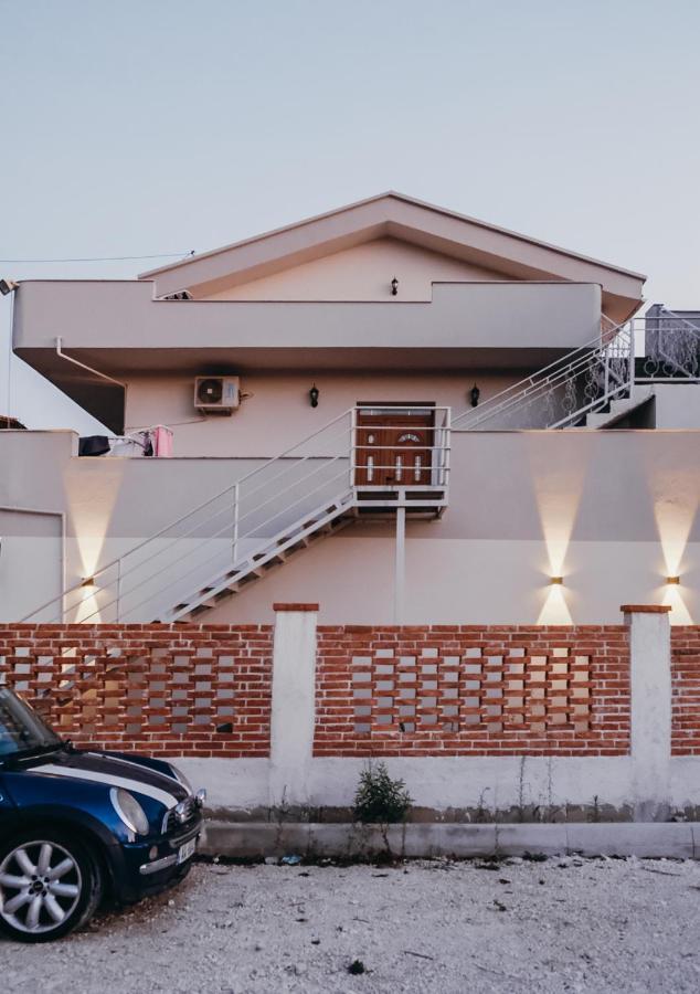 Apartments Mehmeti Vlore Exterior photo
